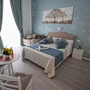 Maison Nilo 15 Neapel