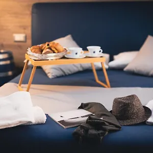 Couette-café Napoliviva